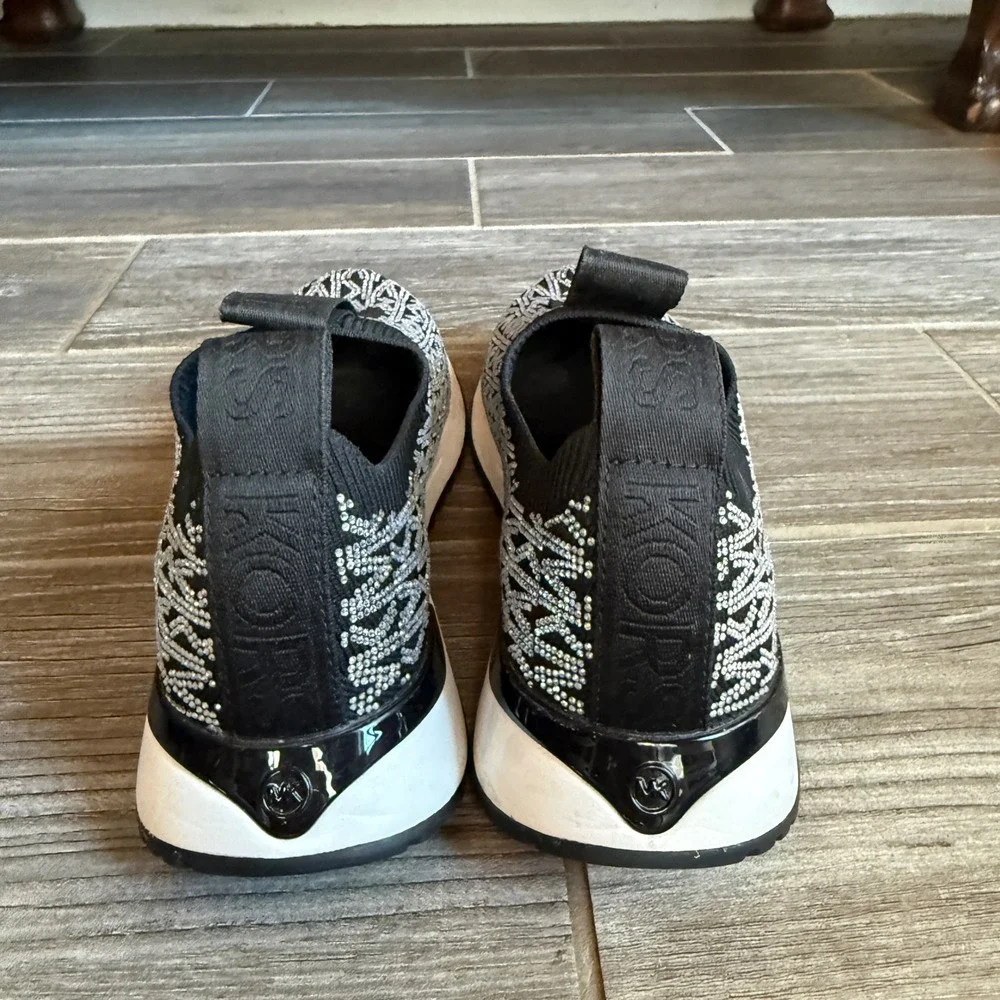 Michael Kors Women's Bodie Slip On Sneakers Black Crystal Embellishment Size 6.5